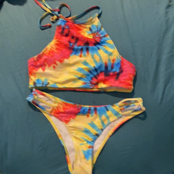 Tye dye halter bikini swimsuit - Picture 4 of 7